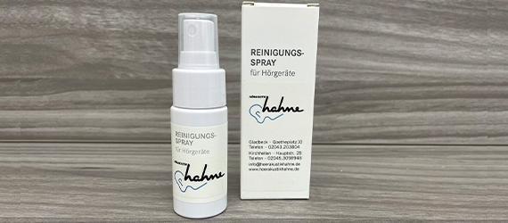 pflegemittel_reinigungsspray.jpg